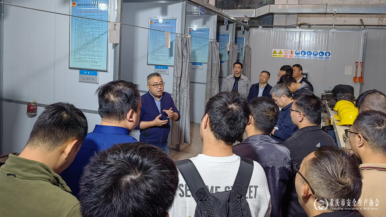 0483fa215dc5351c0a77695cd847a17 0483fa215dc5351c0a77695cd847a17